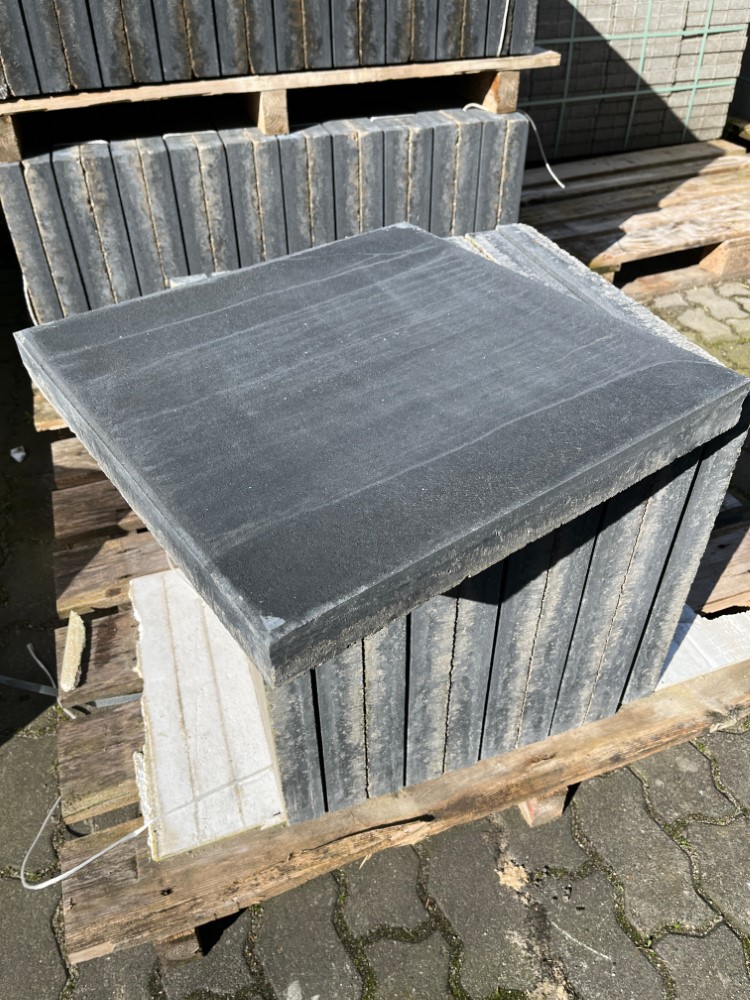 BETON GEHWEGPLATTEN 50X50X5CM MIT FASE ANTHRAZIT