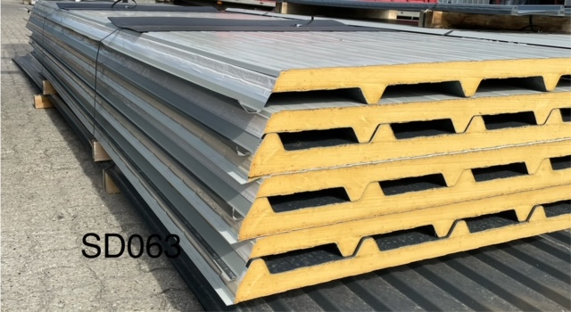 SD063 SANDWICH DACH 40MM ANTHRAZIT ./. 7 X 4,0 M