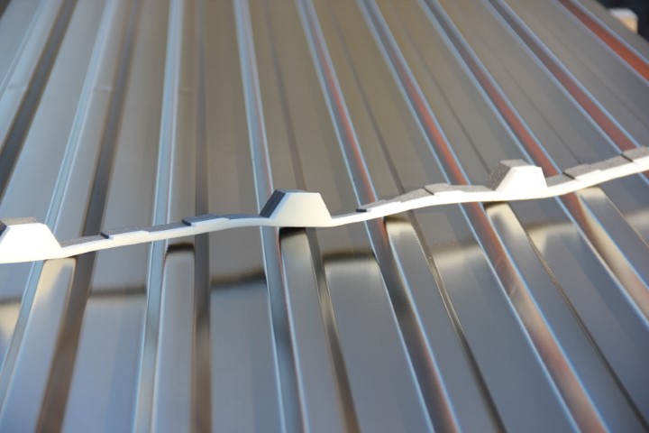 PROFILFÜLLER TRAPEZPROFIL 25/267 UNTEN