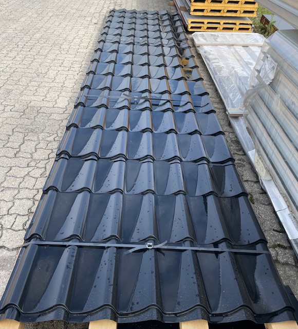 EK076 PFANNENPROFIL SCHWARZ ./. 5 X 4,50 M + 2 X 5,50  M